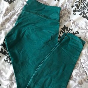Lululemon Green Wunder Unders Size 12